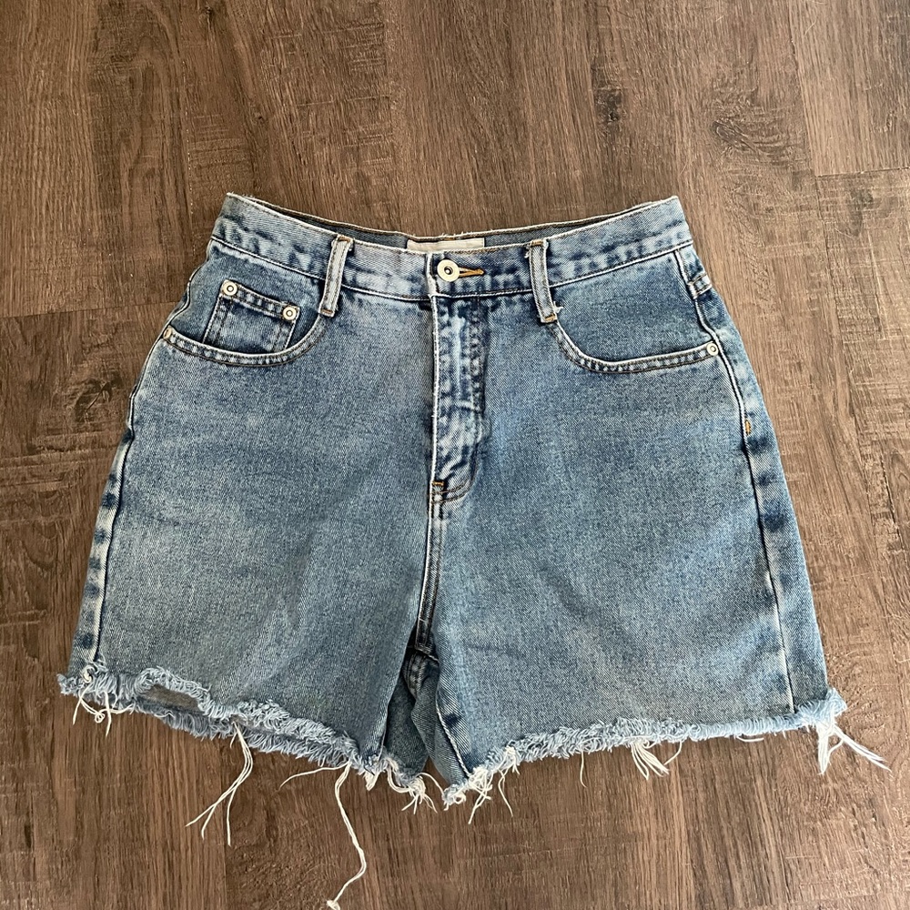 Highwaisted Mom Shorts